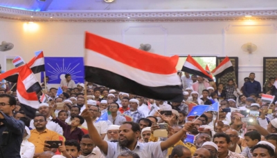 حزب الإصلاح يدعو لعودة الرئاسيات الثلاث لعدن ويقول "معركتنا مقدسة ضد المشروع الإمامي الحوثي"