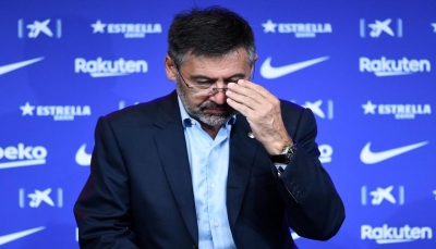 إدارة نادي برشلونة تقرر عدم الاستقالة 