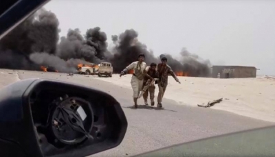 وزير سابق يتهم "معين عبد الملك" بالتواطؤ خلال قصف الإمارات للجيش في "عدن"