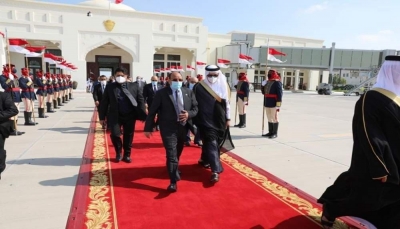 نائب الرئيس يصل المنامة على رأس وفد رفيع لتقديم واجب العزاء في رئيس وزراء البحرين