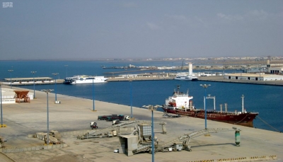 تعرض ناقلة نفط يونانية لهجوم في ميناء "الشقيق" السعودي