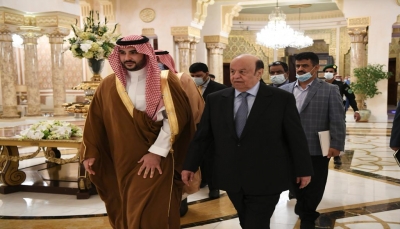 الرئيس هادي يلتقي خالد بن سلمان لبحث سُبل تنفيذ اتفاق الرياض