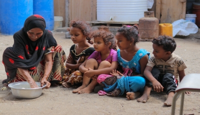 الأغذية العالمي: 43% من الأسر اليمنية قلصت من وجباتها بسبب التقلبات الاقتصادية
