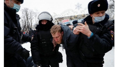 الشرطة الروسية تعتقل أكثر من ألفي متظاهر خلال احتجاجات في 60 مدينة