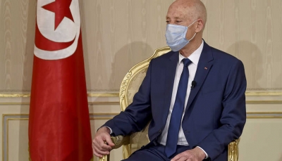 تقارير تشير لمادة سامّة.. الرئاسة التونسية تتلقى ظرف مشبوه موجه للرئيس "قيس"
