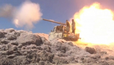 الجيش يعلن تدمير مخزن أسلحة وآليات للحوثيين غربي مأرب