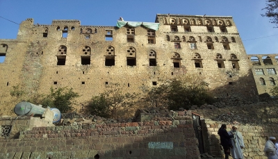 إب.. أسرة "المتوكل" الحوثية تدّعي ملكية قصر الملكة أروى التاريخي بجبلة
