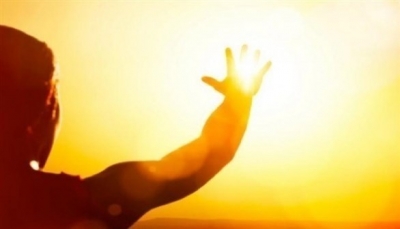 دراسة تكشف دور  فيتامين "الشمس" في مواجهة كورونا