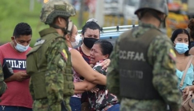 75 قتيلاً في "حرب عصابات" داخل ثلاثة سجون بوقت متزامن في الإكوادور