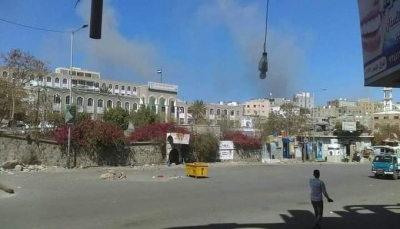 ميليشيا الحوثي تقصف هيئة مستشفى الثورة بتعز