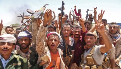مجلة أمريكية: لا يمكن لبايدن إحلال السلام في اليمن فيما تواصل إيران إرسال الأسلحة للحوثيين (ترجمة خاصة)