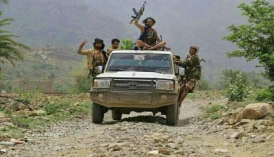 "عشرات القتلى وتدمير آليات و4 طائرات مسيرة".. الجيش ينشر خسائر الحوثيين في جبهات تعز خلال يومين