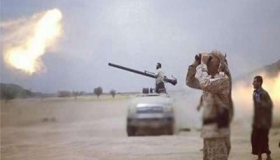 مصرع عشرات الحوثيين وتدمير آليات بنيران مدفعية الجيش جنوبي مأرب