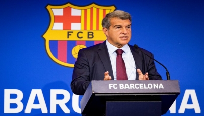 لابورتا: الوضع في نادي برشلونة كارثي والرئيس السابق "كاذب"
