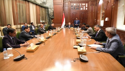 الرئيس هادي يلتقي محافظي "عدن وحضرموت والمهرة ولحج"