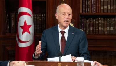 الرئيس التونسي يقرر تمديد التدابير بشأن السلطتين التشريعية والتنفيذية