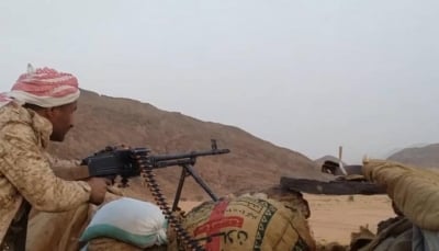 قوات الجيش تصد هجوماً عنيفاً للحوثيين في جبهة الكسّارة غربي مأرب