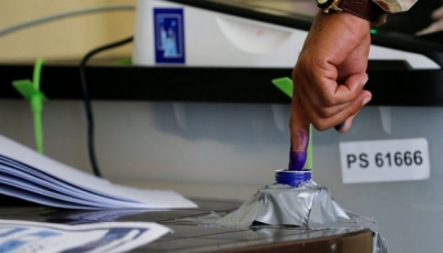 العراق.. فرز أصوات الناخبين مستمر والمفوضية تتعهد بإعلان النتائج خلال 24 ساعة