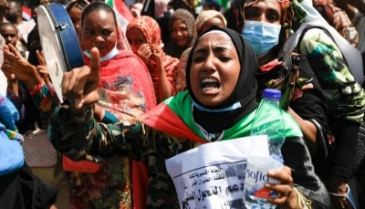 السودان.. مظاهرات تدعم الانتقال المدني وحكومة حمدوك وأخرى تطالب بإسقاطها
