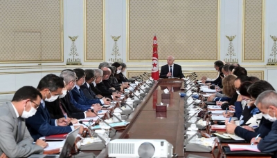 الرئيس التونسي يعتزم إطلاق "حوار وطني" ويحدد شروط المشاركة