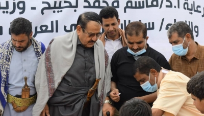 تدشين حملة التحصين ضد شلل الأطفال في مخيمات النازحين بمأرب