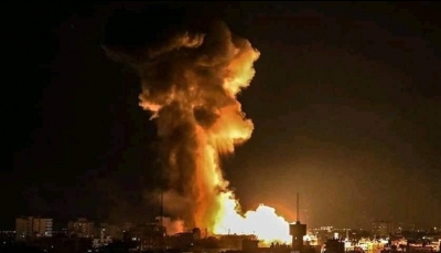 التحالف يعلن قصف معسكر دار الرئاسة بصنعاء بعد عملية استخباراتية عن نقل أسلحة