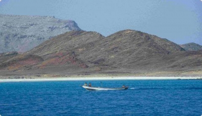 مصدر: وصول سفينة إماراتية على متنها معدات وخبراء إلى جزيرة "عبدالكوري"