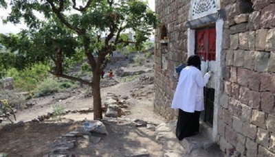 وزير الصحة: مليشيا الحوثي تحرم العاملات الصحيات من التطعيم ضد فيروس كورونا
