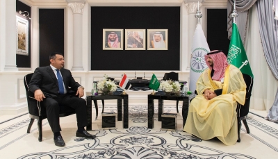 رئيس الوزراء يناقش مع نائب وزير الدفاع السعودي مستجدات الأوضاع في مختلف المجالات