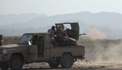 مقتل وإصابة سبعة من مليشيا الحوثي خلال مواجهات عنيفة مع الجيش بتعز