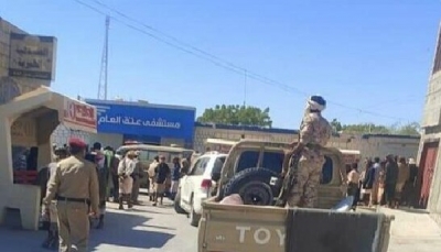 مقتل وإصابة نحو 20 جنديا من قوات العمالقة إثر هجوم للحوثيين على معسكر بشبوة