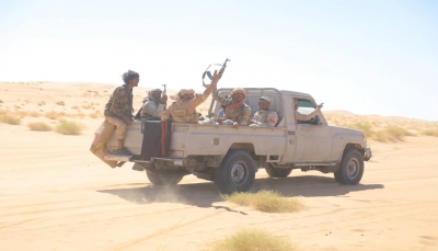 اليمن.. القوات الحكومية تحرر مناطق جديدة وتقترب من الالتحام في "حريب" بمأرب
