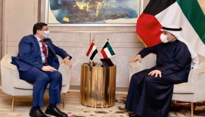 وزير الخارجية يبحث مع نظيره الكويتي تطورات أزمة اليمن