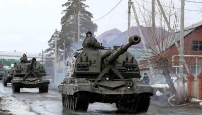 روسيا بدأت تحريك قواتها نحو المواقع الهجومية قرب الحدود مع أوكرانيا