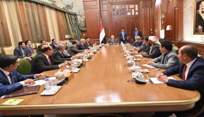 الرئيس اليمني يدعو الأحزاب إلى البعد عن "المكايدات" والتعاطي بمسؤولية مع الوضع الحرج