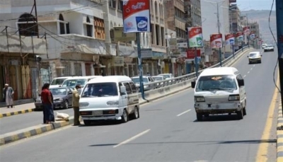 بسبب أزمة الوقود الخانقة.. ارتفاع أجرة النقل الداخلي إلى الضعف في مناطق سيطرة الحوثيين