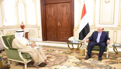 الرئيس اليمني يبحث مع أمين التعاون الخليجي تقديم دعم اقتصادي لتحسين العملة