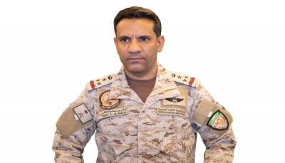 استهداف 4 زوارق.. التحالف يمهل الحوثيين 3 ساعات لإخراج الأسلحة من موانئ الحديدة ومطار صنعاء