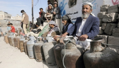 500 ريال.. مليشيا الحوثي تفرض جرعة سعرية جديدة في الغاز المنزلي