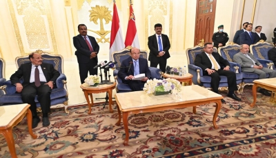 الرئيس هادي يدعو دول الخليج لتقديم حزمة اقتصادية عاجلة لليمن