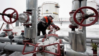 روسيا "تجني عوائد ضخمة" من مبيعات الغاز والنفط رغم العقوبات