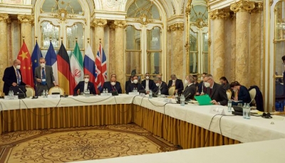 طهران تختار قطر مكاناً للمفاوضات النووية.. مستشار إيراني: أميركا لم تتخذ قرارها بعد 