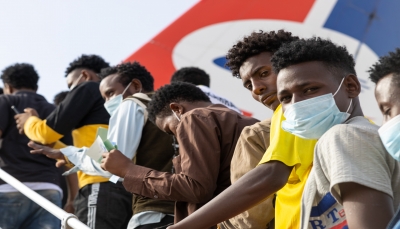 الهجرة الدولية: عودة 900 مهاجر إثيوبي من مأرب طوعاً إلى ديارهم