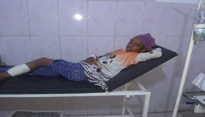 مركز حقوقي يدين إصابة طفلة برصاص قناص حوثي شمال تعز
