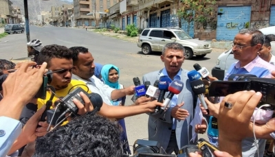 الحكومة اليمنية: "غروندبرغ" تخلى عن مقترحه بشأن فتح طرق تعز وتبنى مقترحات الحوثي