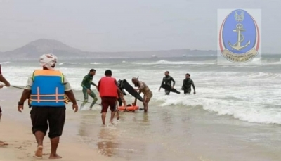 عدن.. انتشال جثة جندي غرق في ساحل صيرة