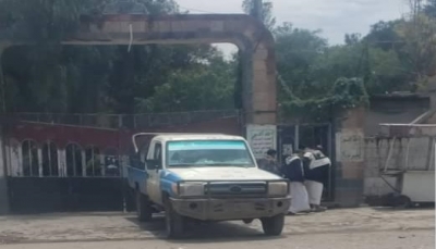ميليشيات الحوثي تقتحم وتغلق مبنى كلية الآداب بجامعة ذمار