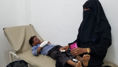 إصابة طفل برصاص قناصة مليشيات الحوثي غربي تعز