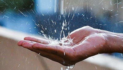 دراسة تجيب عن سؤول: هل شرب مياه الأمطار آمن؟