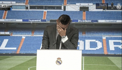 كاسيميرو يودع ريال مدريد باكياً ويكشف سبب انتقاله لليونايتد (فيديو) 